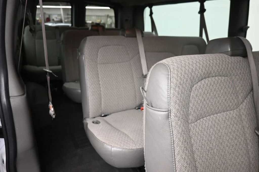 Used 2025 White Chevrolet LT image 11