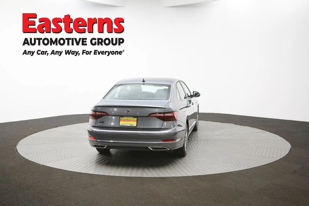 Used 2021 Gray Volkswagen R-Line image 36