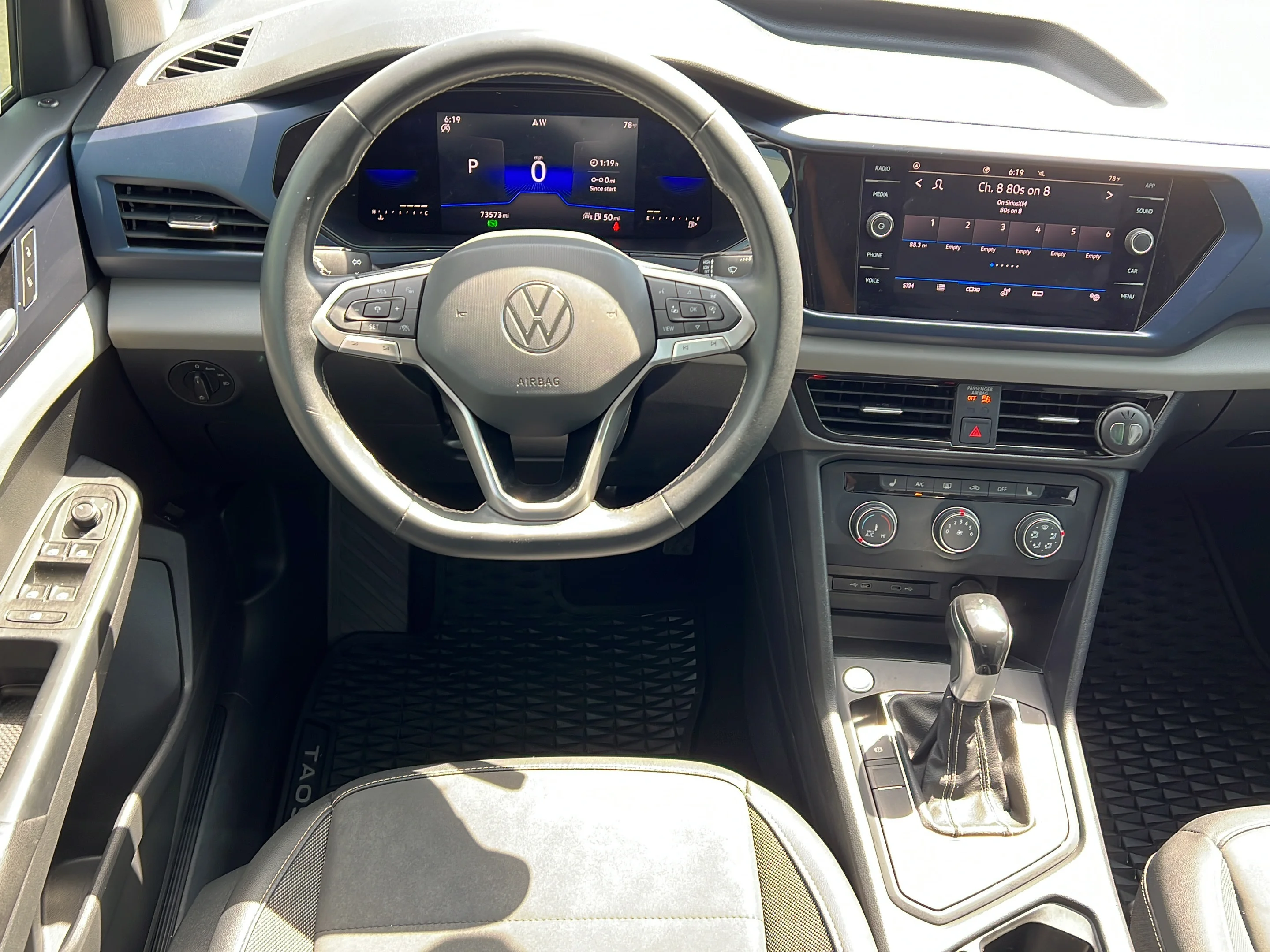 Used 2022 Blue Metallic Volkswagen SE image 12