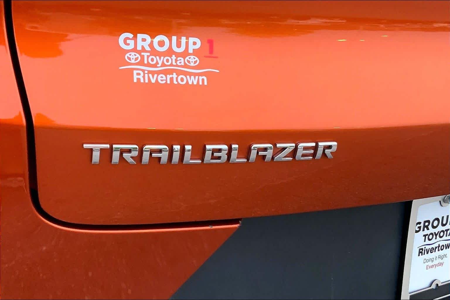 Used 2023 Vivid Orange Metallic Chevrolet ACTIV image 87
