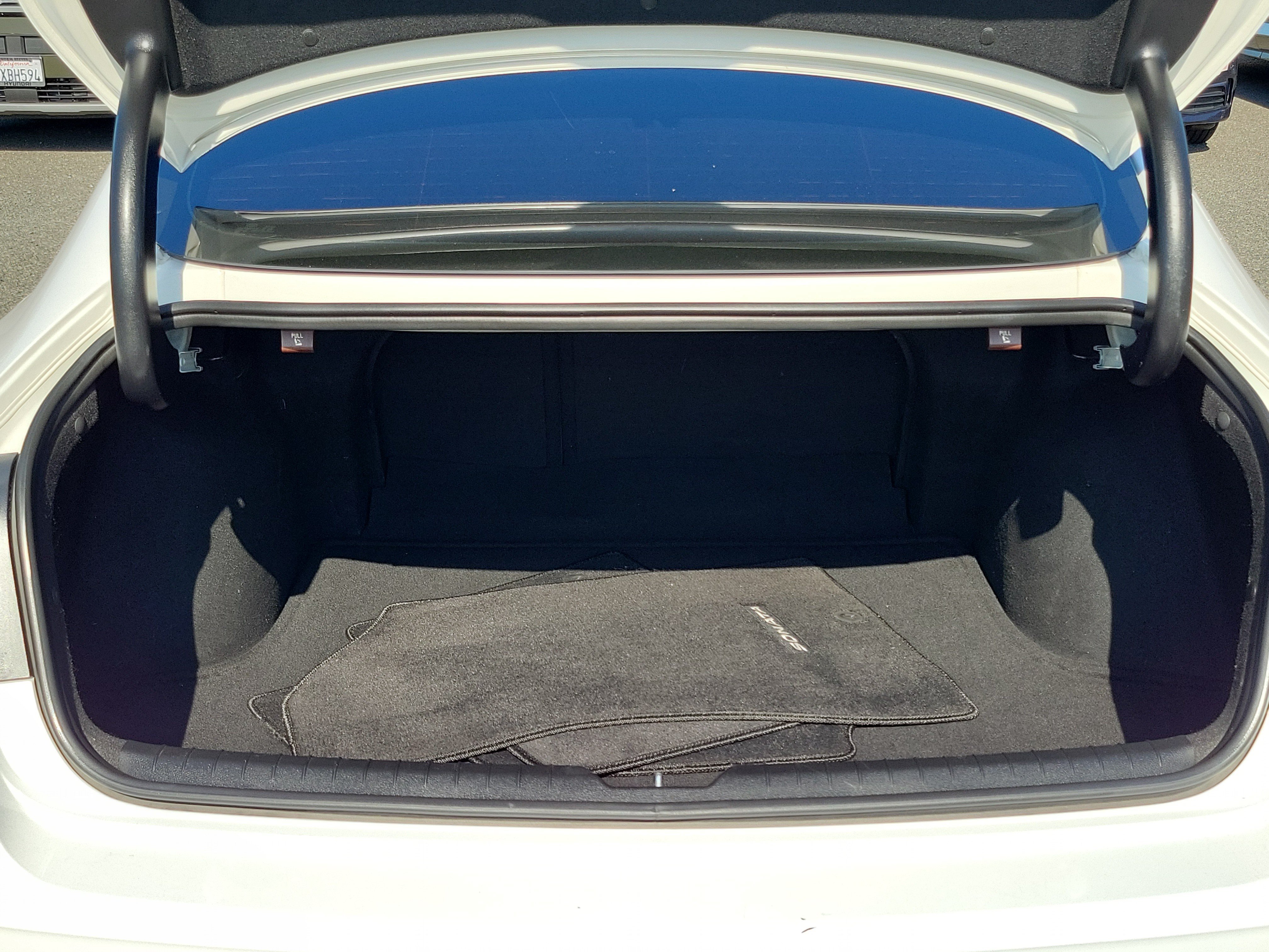 Used 2021 Hyper White Hyundai Limited image 20