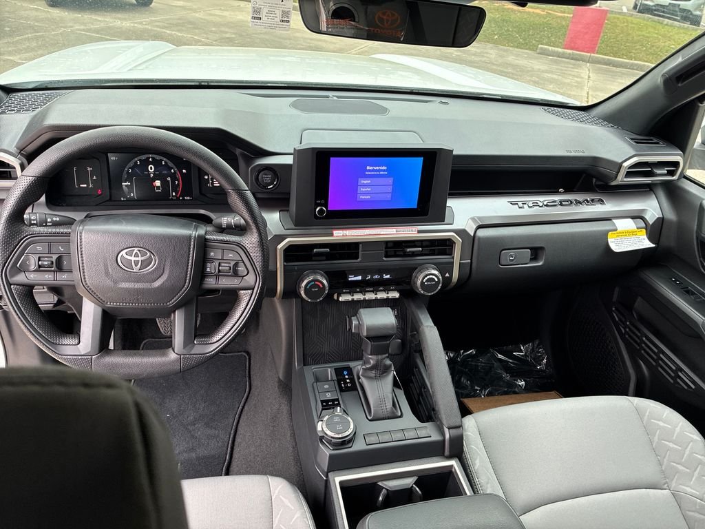 2026 Toyota Tacoma SR5 - Photo 17