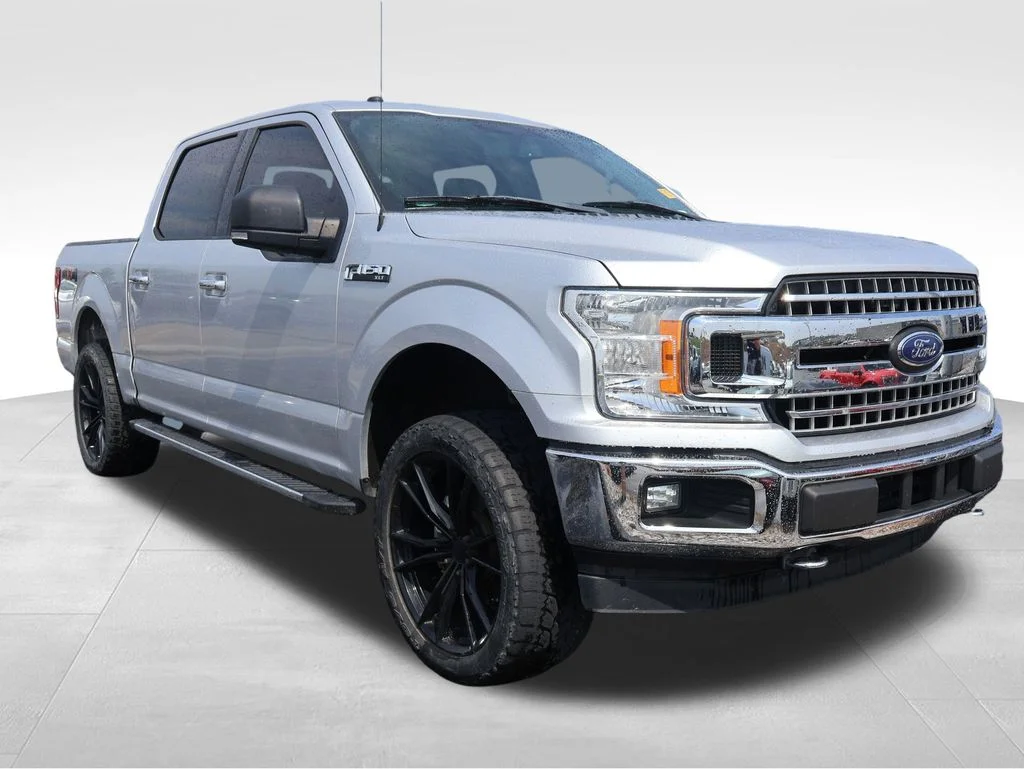 Used 2018 Ingot Silver Ford XLT image 7