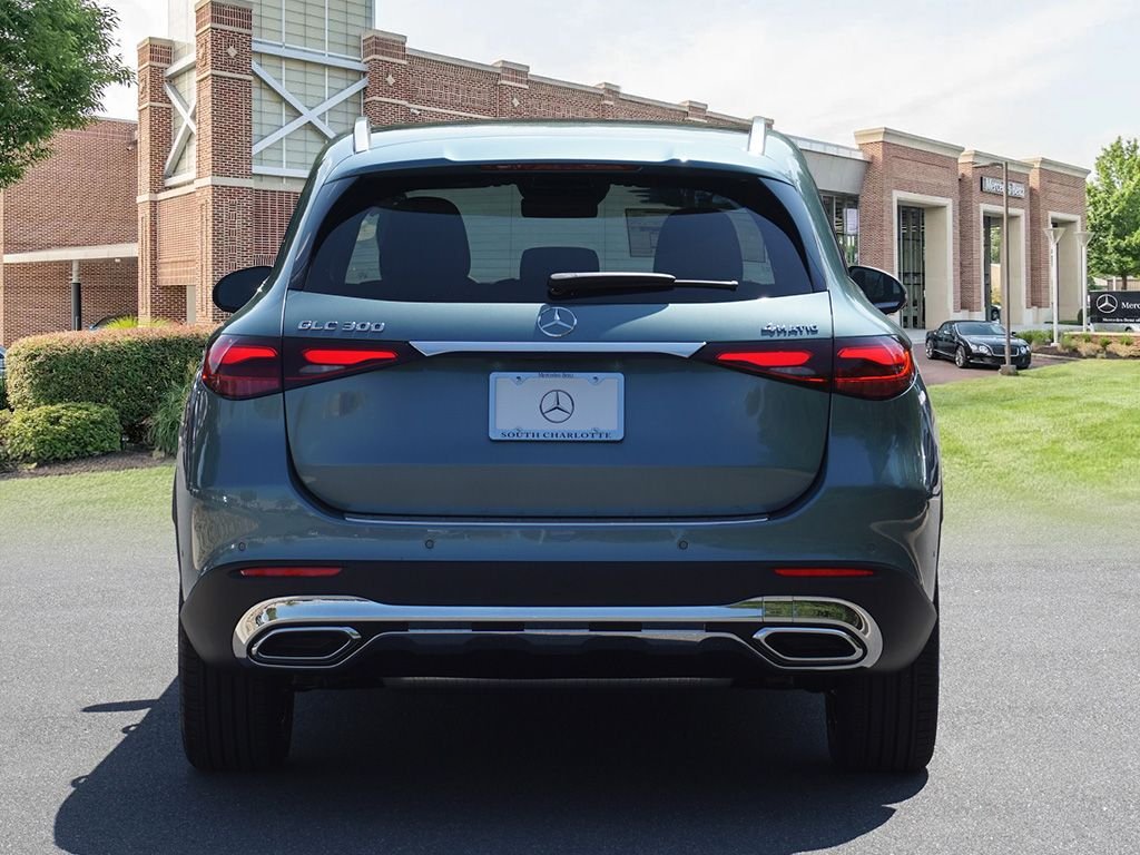 Used 2026 Verde Silver Metallic Mercedes-Benz GLC 300 image 5