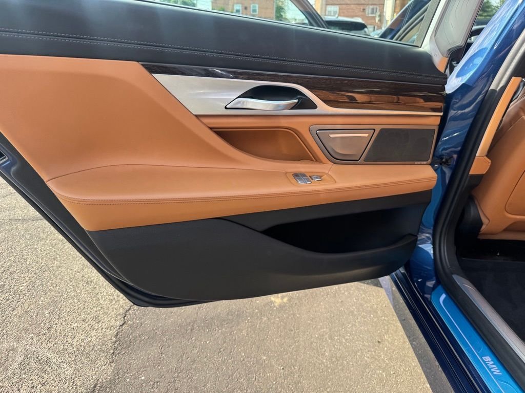 Used 2022 Blue BMW 750i xDrive image 26