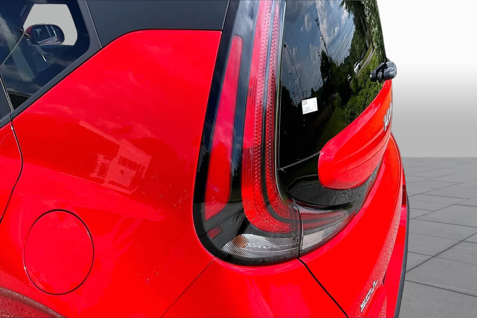 Used 2023 Inferno Red Kia LX image 28