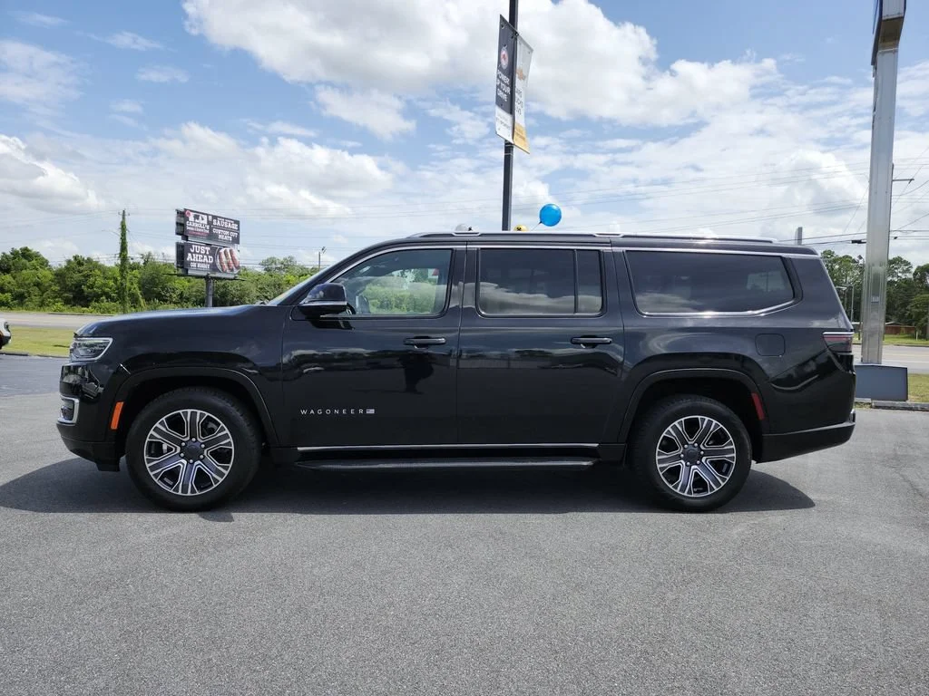 Used 2024 Black Jeep Series II image 2