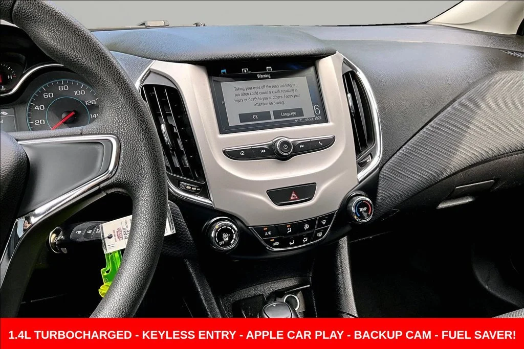 Used 2018 Silver Chevrolet LS image 9
