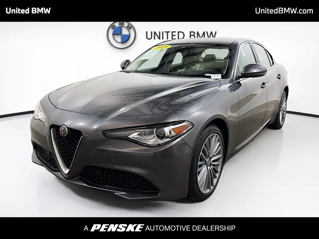 2019 Alfa Romeo Giulia 2.0 Ti Lusso Auto AWD's photo