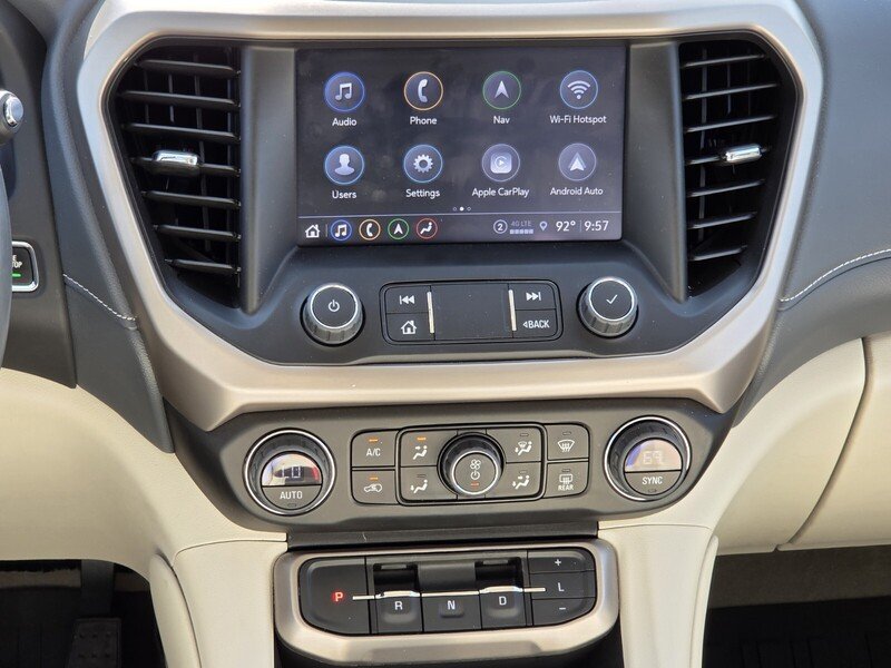 Used 2023 WHITE GMC FWD 4DR DENALI image 11