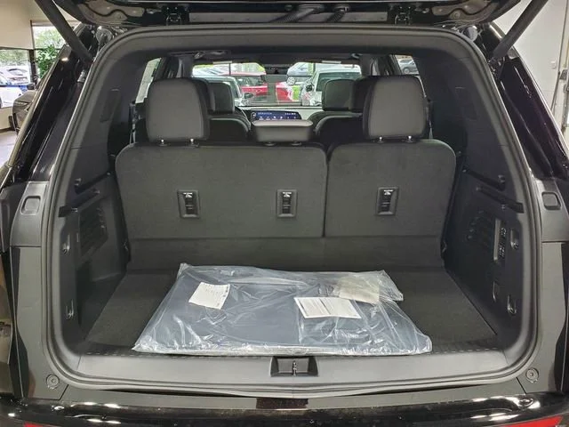 2025 Chevrolet Traverse High Country - Photo 27