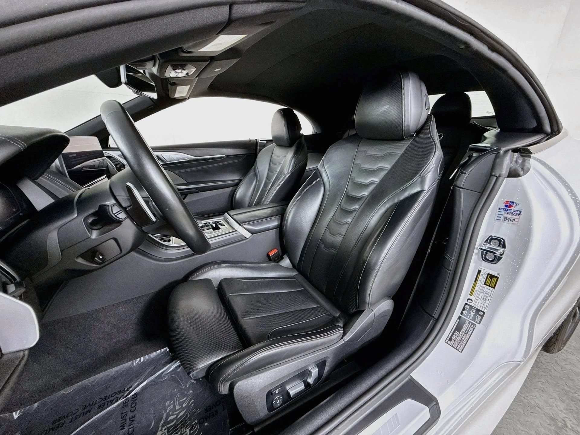 Used 2025 Mineral White Metallic BMW 840i image 9