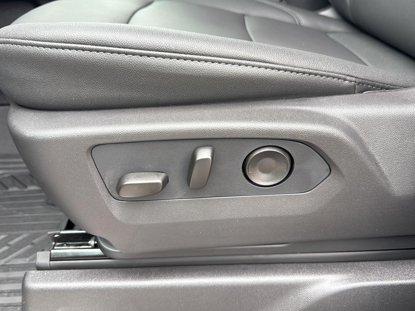 New 2026 Sterling Gray Metallic Chevrolet LT image 9