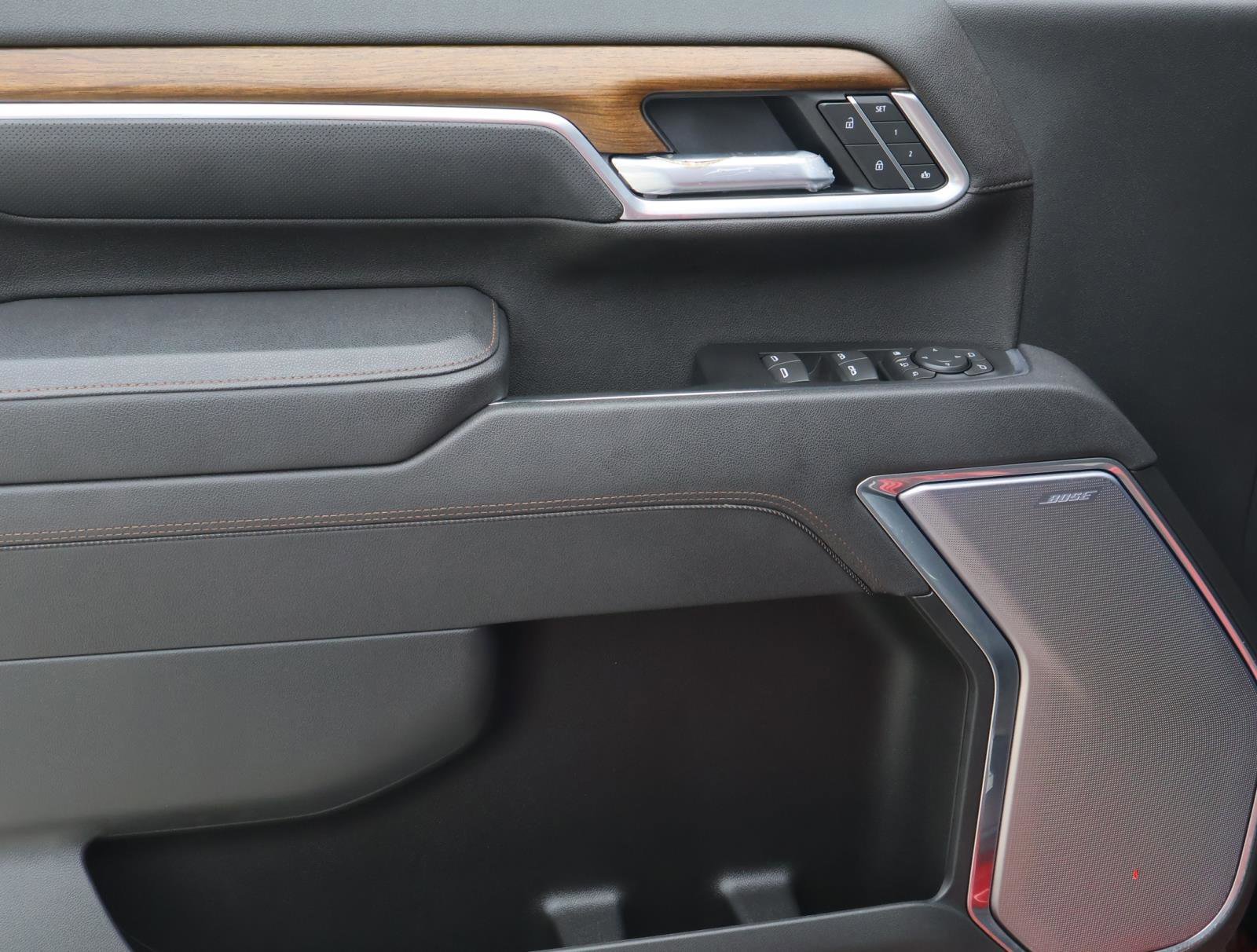 2025 Chevrolet Silverado 2500HD High Country - Photo 19