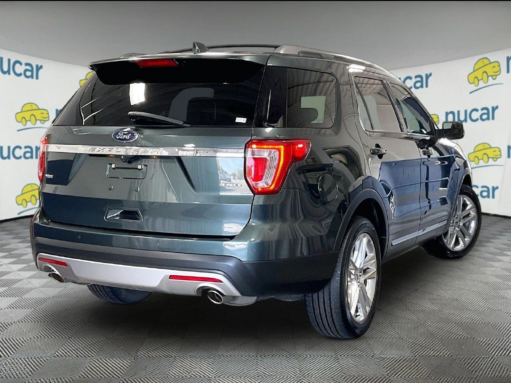 Used 2016 Gray Ford XLT image 6