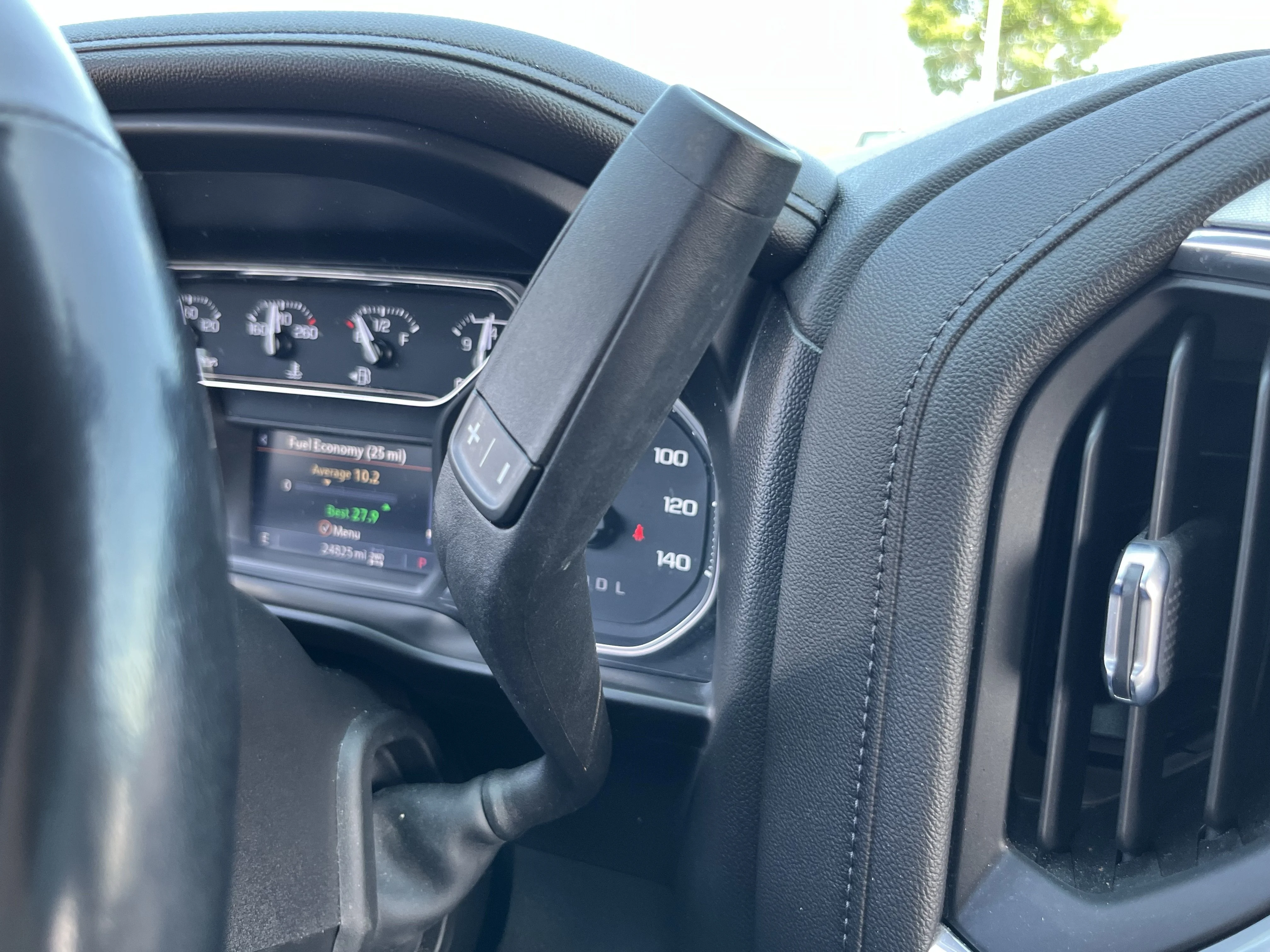 Used 2021 Steel Metallic GMC SLT image 31