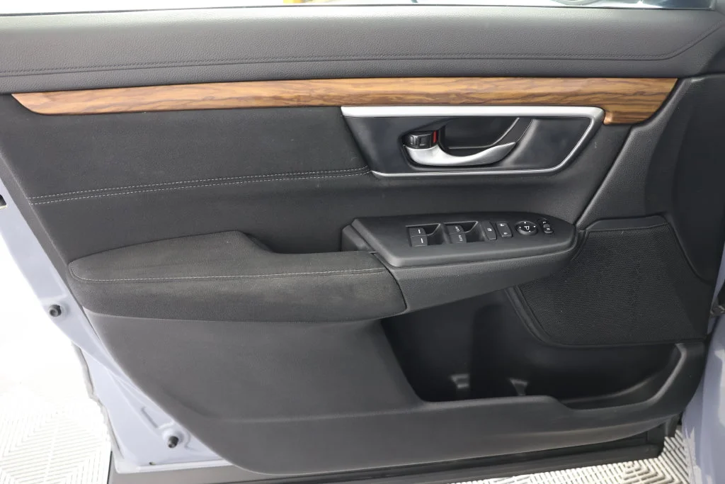 Used 2021  Honda EX image 25