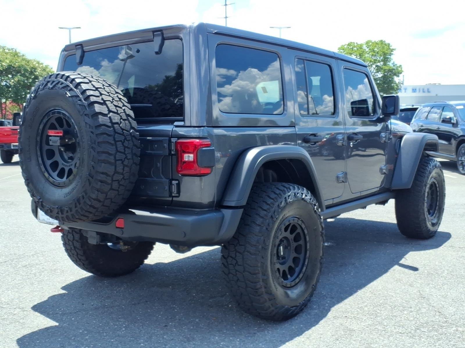 Used 2018 Granite Crystal Metallic Clearcoat Jeep Rubicon image 2