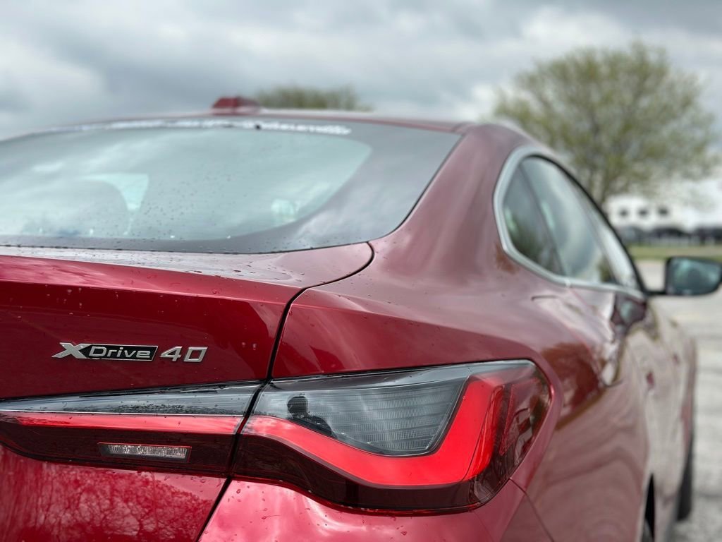 2025 BMW i4 40 - Photo 12