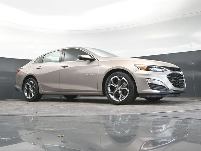 Used 2024 Mineral Gray Metallic Chevrolet LT image 30