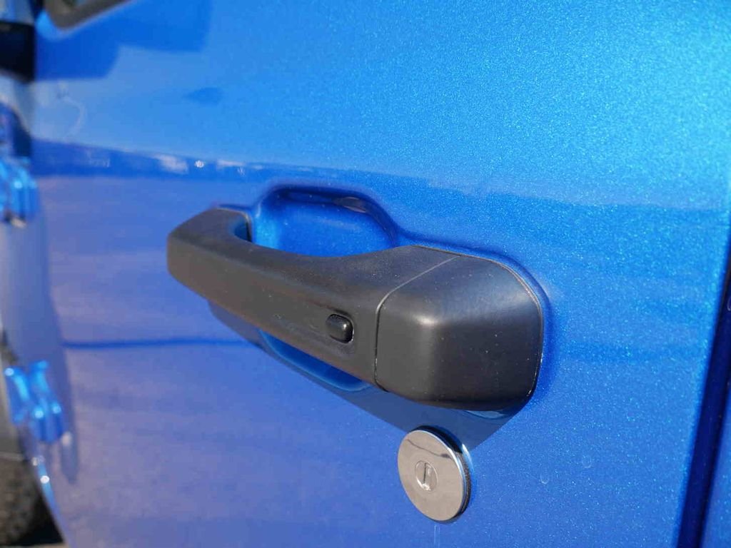 New 2026 Hydro Blue Pearlcoat Jeep Sport S image 10
