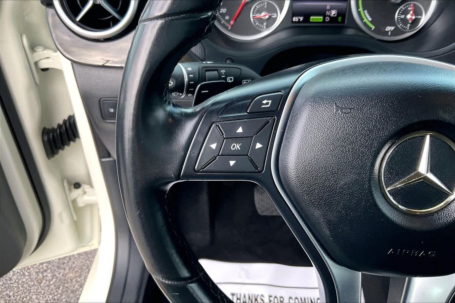 Used 2017 Cirrus White Mercedes-Benz B 250e image 18