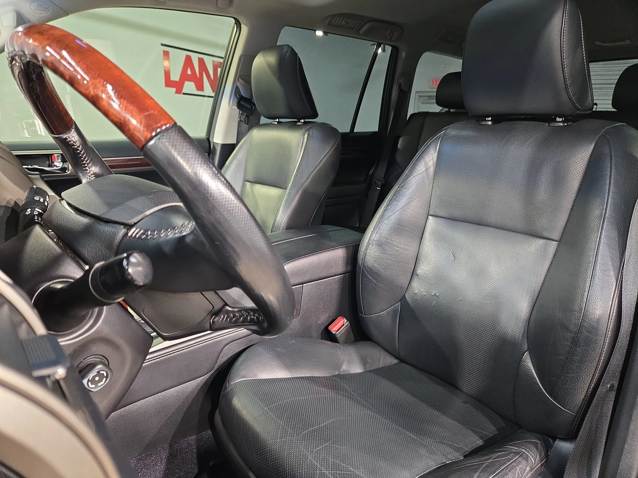 Used 2017 Black Onyx Lexus GX 460 image 24