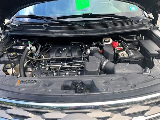 Used 2018 Gray Ford XLT image 10