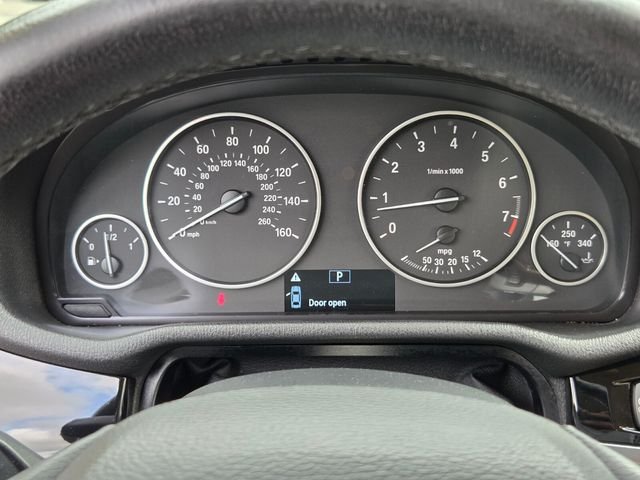 Used 2017 White BMW sDrive28i image 22