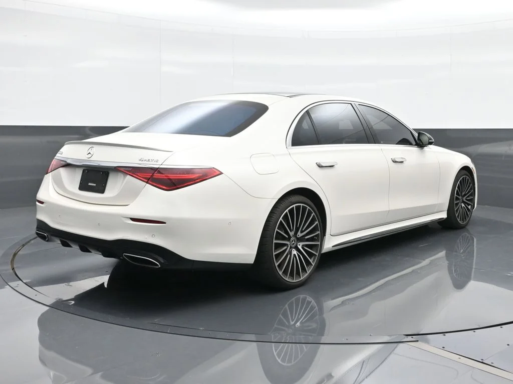 Used 2022  Mercedes-Benz S 500 image 5