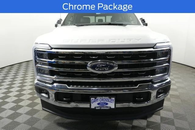 New 2026 Star White Metallic Tri-Coat Ford F-250® King Ranch® image 3