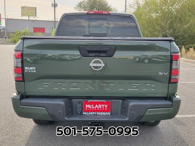 Used 2023 Green Metallic NISSAN CREW CAB 4X2 SV AUTO LONG BED image 7