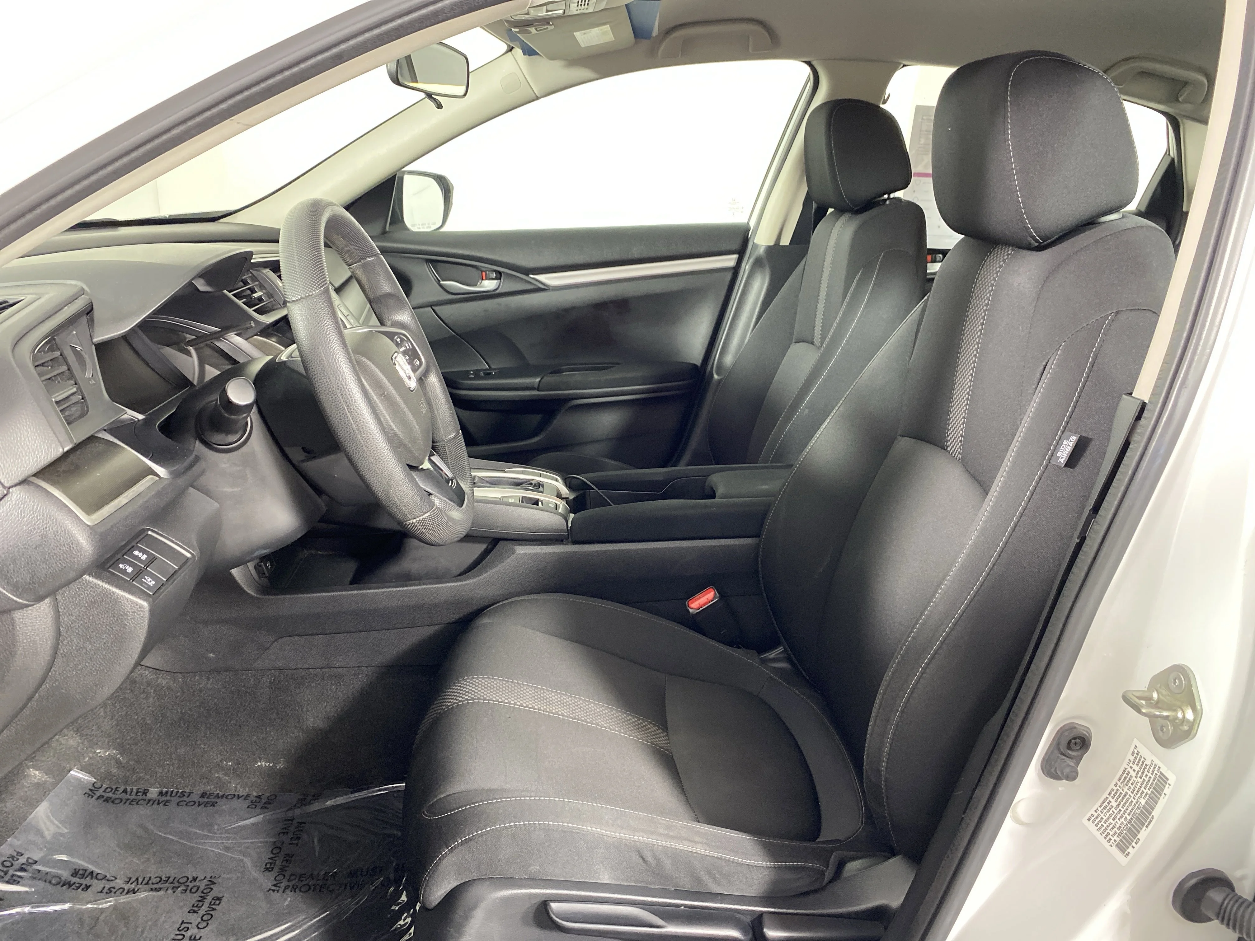 Used 2019 White Honda LX image 15