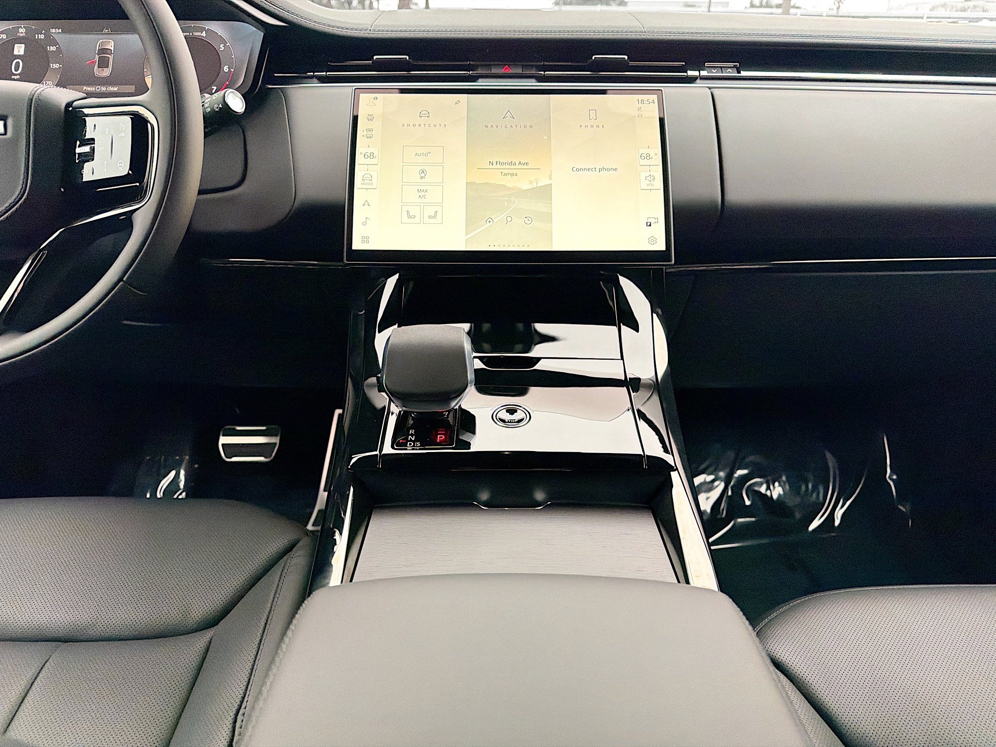 New 2026 Carpathian Grey Land Rover Dynamic SE image 20
