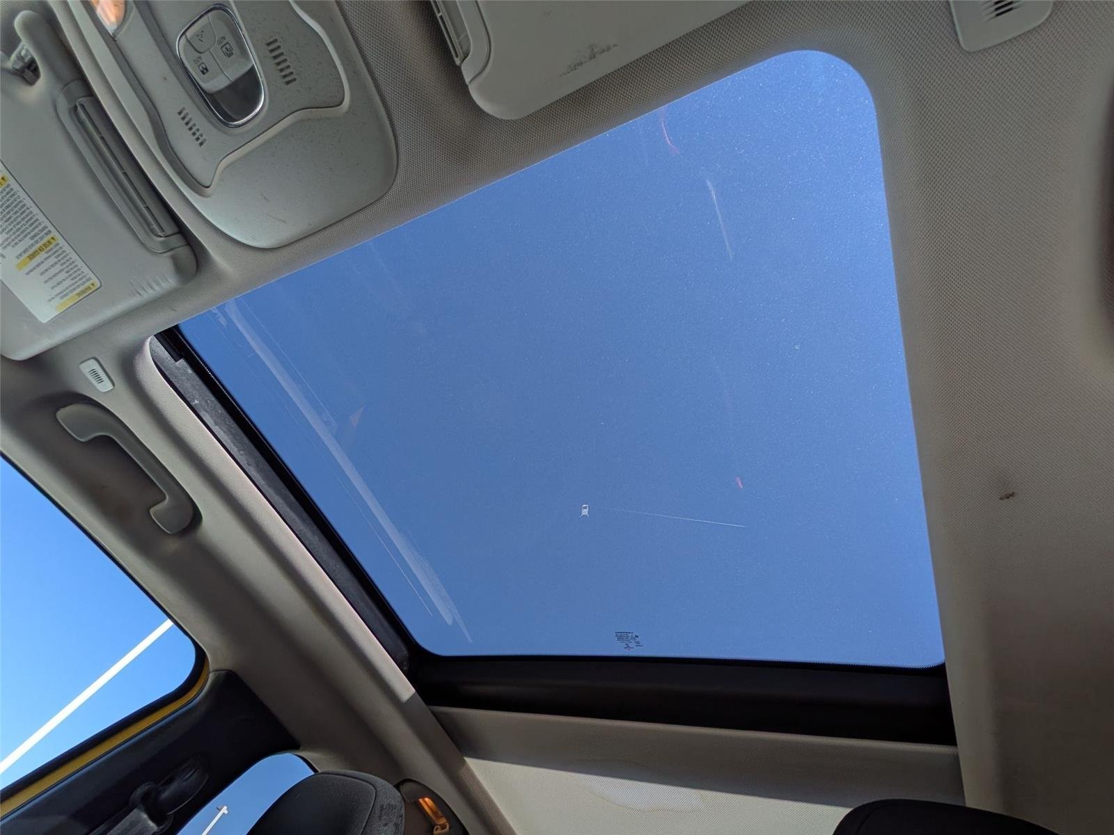 Used 2019 Solar Yellow Clearcoat Jeep Trailhawk image 31