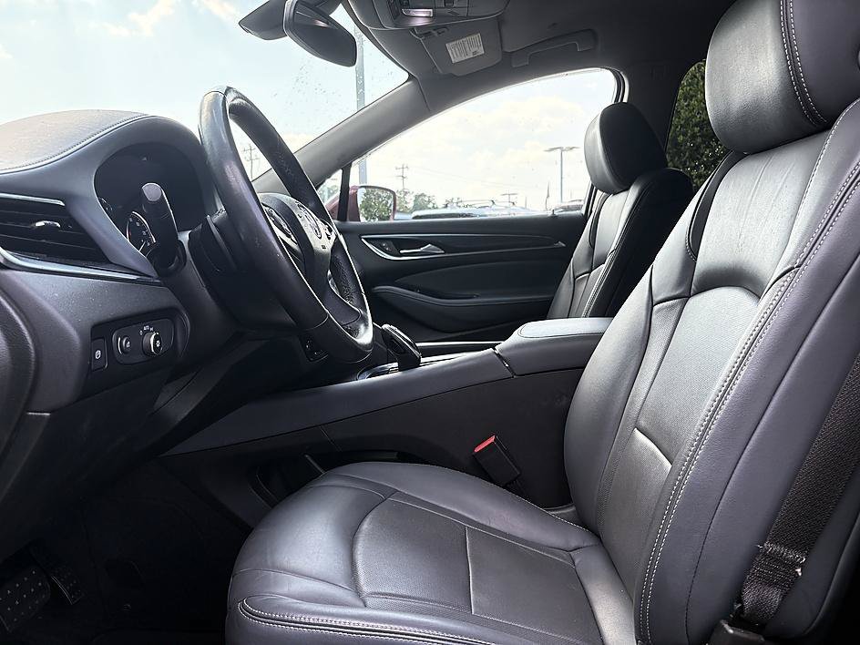 Used 2020 Red Quartz Tintcoat Buick Essence image 9
