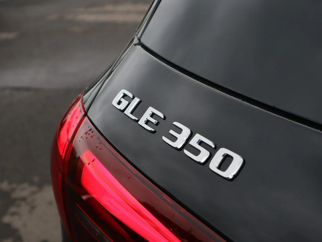 Certified Used 2026 Obsidian Black Metallic Mercedes-Benz GLE 350 image 17