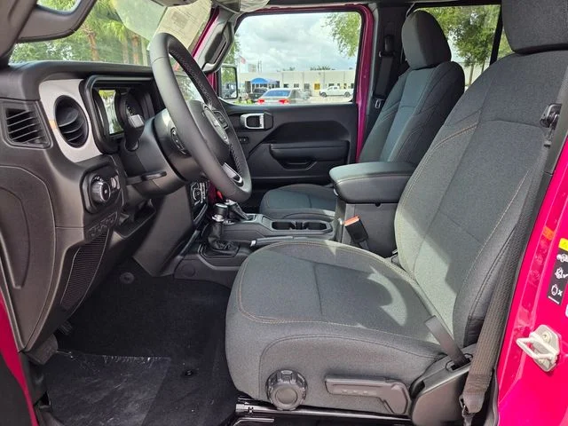 New 2026 Tuscadero Pearlcoat Jeep Sport S image 11