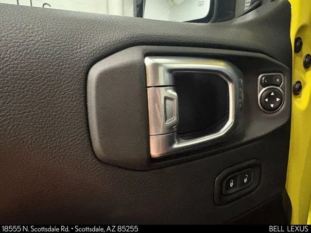 Used 2024  Jeep Rubicon 392 image 16