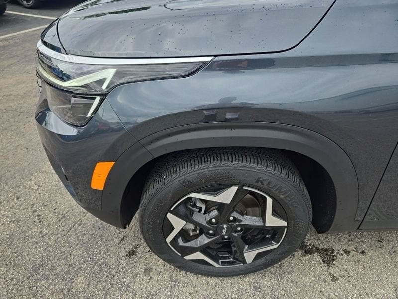 Used 2024 Gray Kia EX image 10