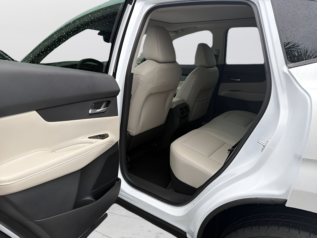 New 2026 White Nissan SL image 19
