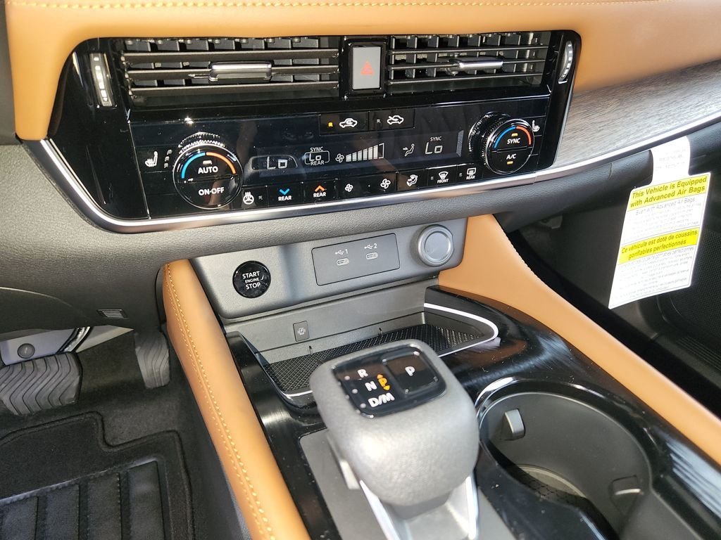 New 2026 Everest White Pearl TriCoat / Super Black Two-tone Nissan Platinum AWD image 20
