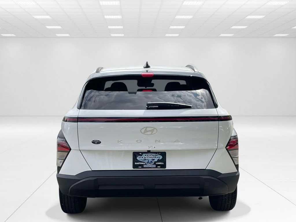 New 2026 White Hyundai SEL Sport image 5