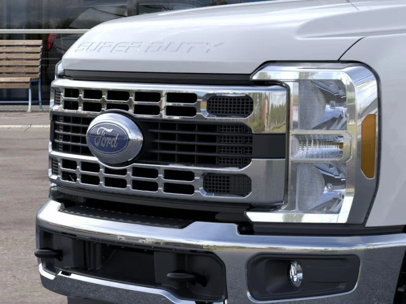 New 2026 Oxford White Ford F-350® XL image 18