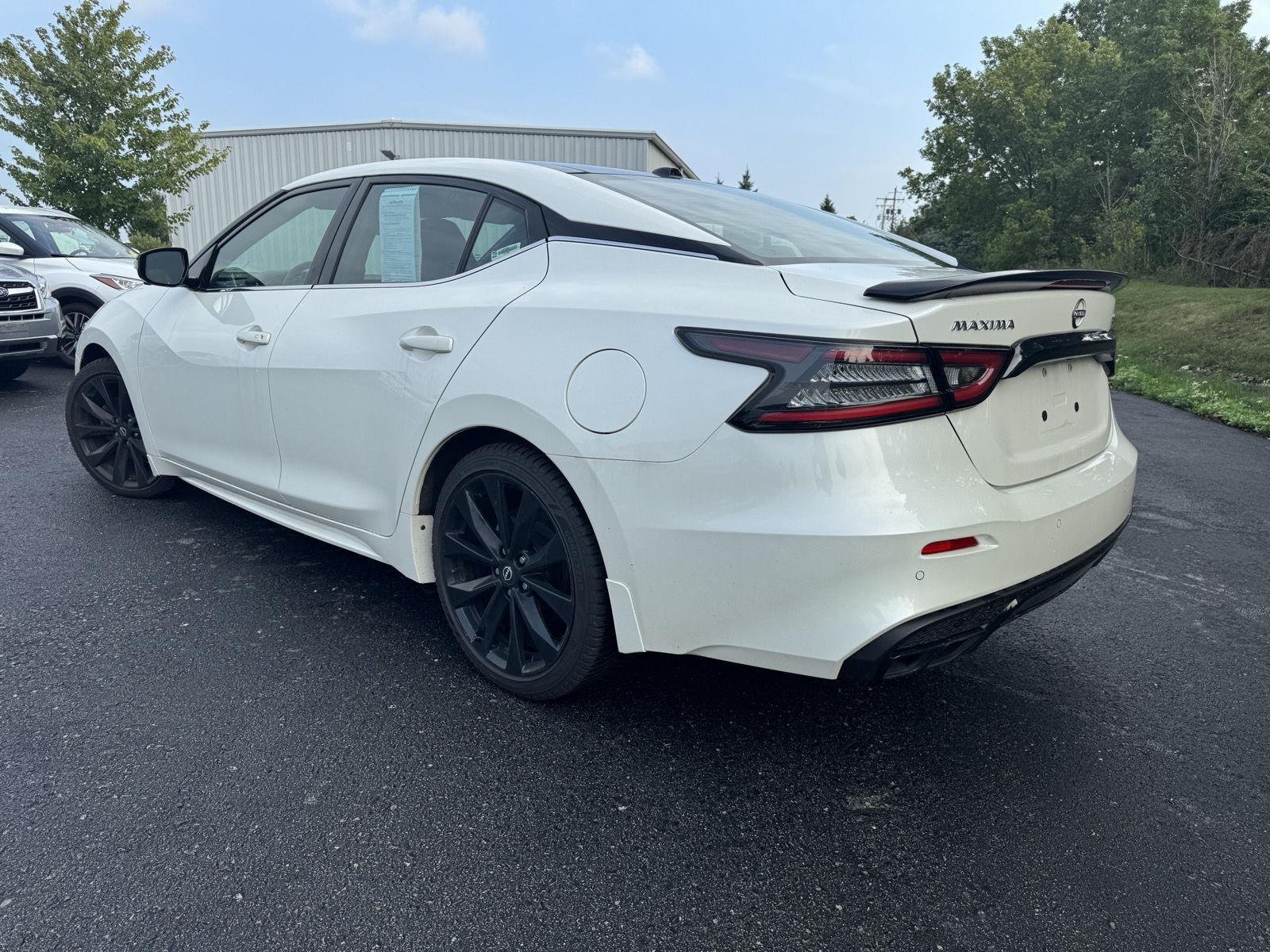 Used 2023 Pearl White Tricoat Nissan SR image 2