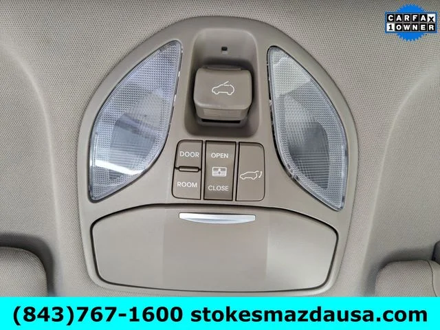 Used 2014 White Hyundai Limited image 23