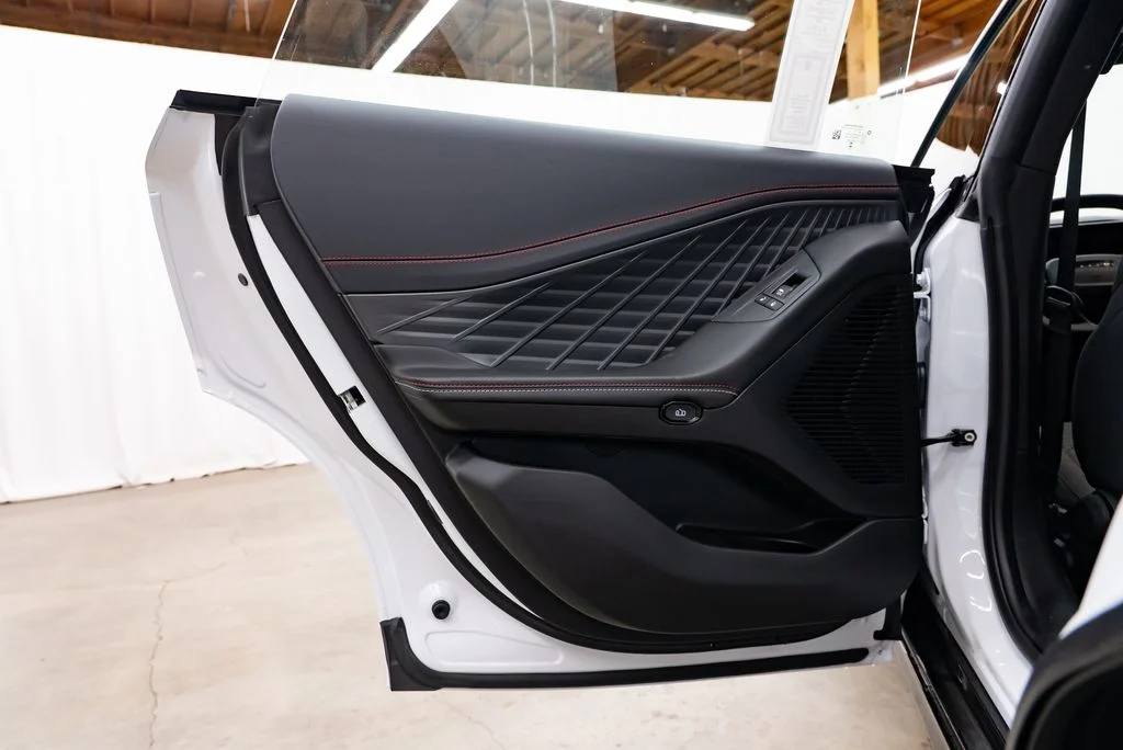 New 2026 White Knuckle Exterior Paint Dodge R/T image 24