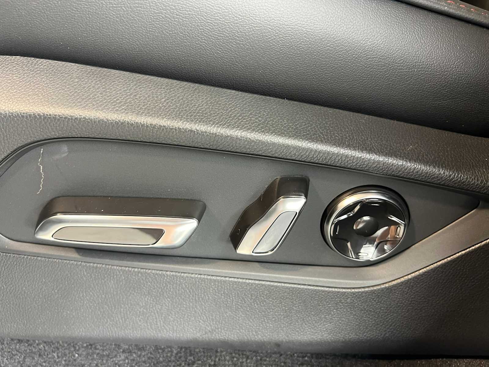 2026 Acura MDX A-Spec Package - Photo 31