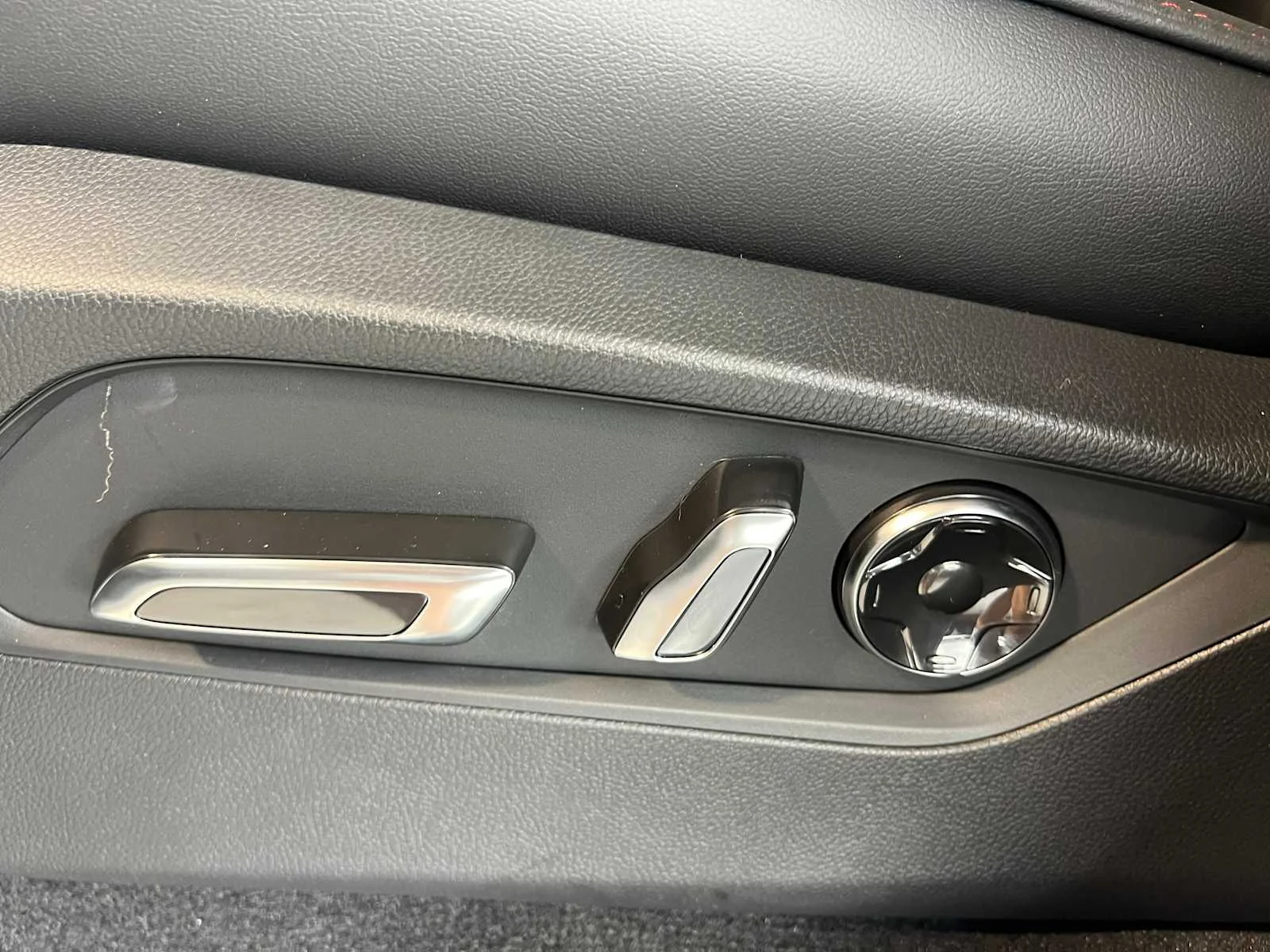 2026 Acura MDX A-Spec Package - Photo 30