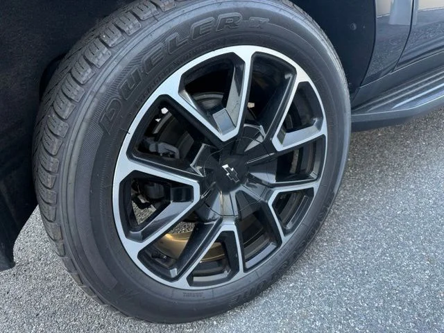 Used 2022 Black Chevrolet RST image 13